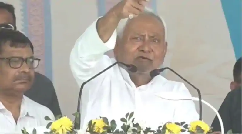 बिहार में सीएम बदलने की अटकलें, भगवान सिंह बोले—सब कुछ नीतीश कुमार तय करेंगे, सिग्नेचर विवाद पर भी दी सफाई Nitish Kumar