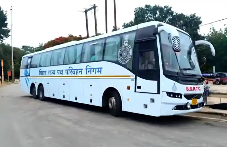 बिहार से दिल्ली-हरियाणा जाना होगा और आसान, पटना पहुंचीं 32 हाईटेक लग्जरी बसें Bus