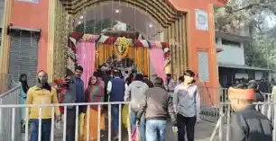 आस्था के साथ नये साल की शुरुआत, रांची समेत राज्य के अन्य धार्मिक स्थलों में उमड़ा श्रद्धालुओं का सैलाब