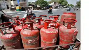 LPG Price Hike : महंगाई का जोरदार झटका,  ₹1,000 बढ़े सिलेंडर के दाम  