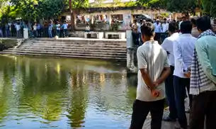 दोस्ती पर दाग ! डूबने लगा दोस्त को छोडकर भागे अन्य