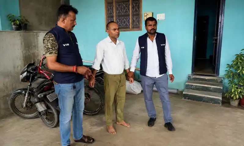 निगरानी टीम की बड़ी कार्रवाई, 75 हजार रुपये रिश्वत लेते बीडीओ गिरफ्तार