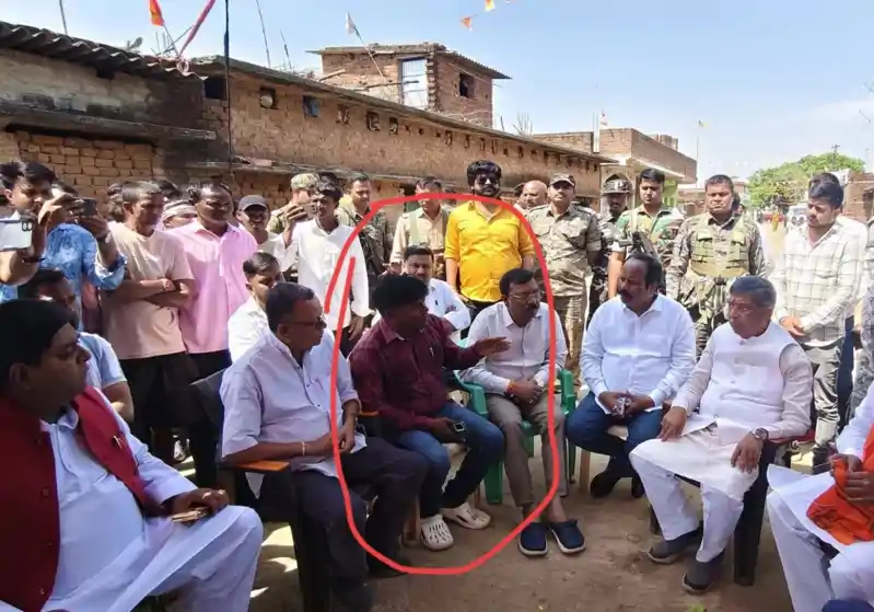 हज़ारीबाग : विष्णुगढ़ हत्याकांड का चौंकाने वाला खुलासा, न्याय की मांग करने वाला ही निकला मासूम का कातिल हज़ारीबाग : विष्णुगढ़ हत्याकांड का चौंकाने वाला खुलासा, न्याय की मांग करने वाला ही निकला मासूम का कातिल