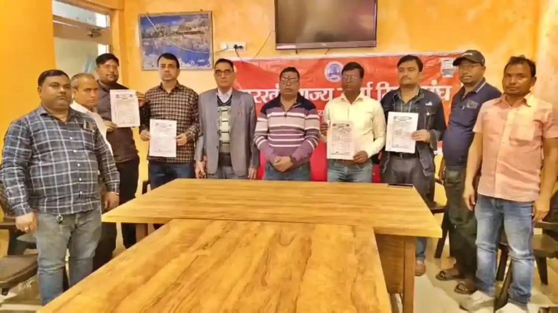 धनबाद में बिजली छापेमारी बनी विवाद की जड़, SDO पर आरोप के बाद बढ़ा टकराव