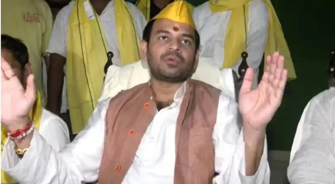 तेजप्रताप बोले- सरकारी आवास के AC-पंखे मेरे थे, अपराधी मचा रहे तांडव और मंत्री जी बल्ब-पंखे गिन रहे