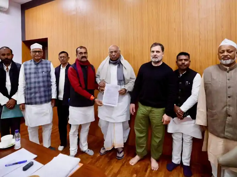 विधायक दल के नेता को लेकर कांग्रेस की बैठक आज, राजेश राम, अल्लावरू सहित 6 विधायक रहेंगे मौजूद Congress