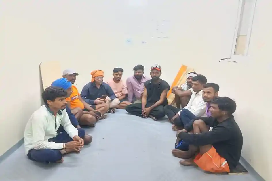 दुबई में फंसे झारखंड के 14 मजदूरों ने लगाई वतन वापसी की गुहार, महीनों से नहीं मिला वेतन