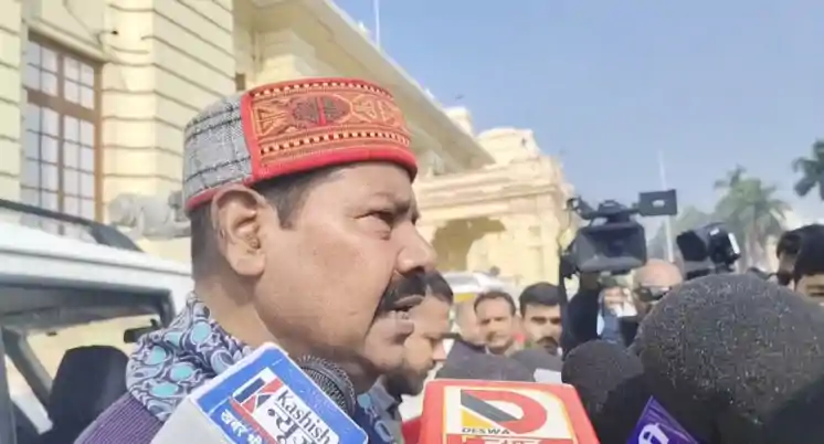 नीट छात्रा की मौत पर बोले भाई वीरेंद्र, फांसी की सजा नहीं हुई तो हमारी बहू-बेटियों..