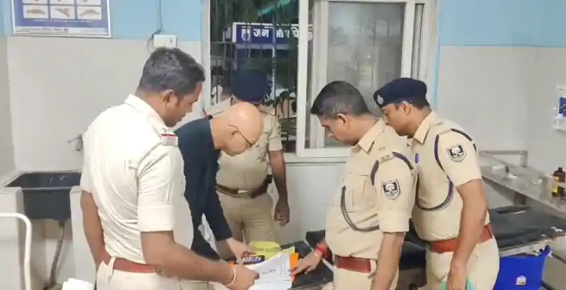 चाचा-भतीजे पर ताबड़तोड़ फायरिंग से दहला इलाका, एक की मौत, दूसरा घायल