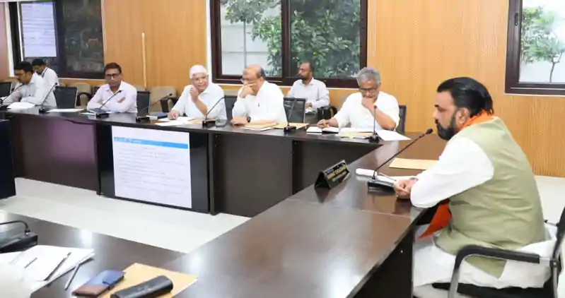 बिहार में 11 नए सैटेलाइट शहर को लेकर CM सम्राट की बड़ी बैठक, रोजगार-निवेश के नए अवसर खुलेंगे बिहार में 11 नए सैटेलाइट शहर को लेकर CM सम्राट की बड़ी बैठक, रोजगार-निवेश के नए अवसर खुलेंगे