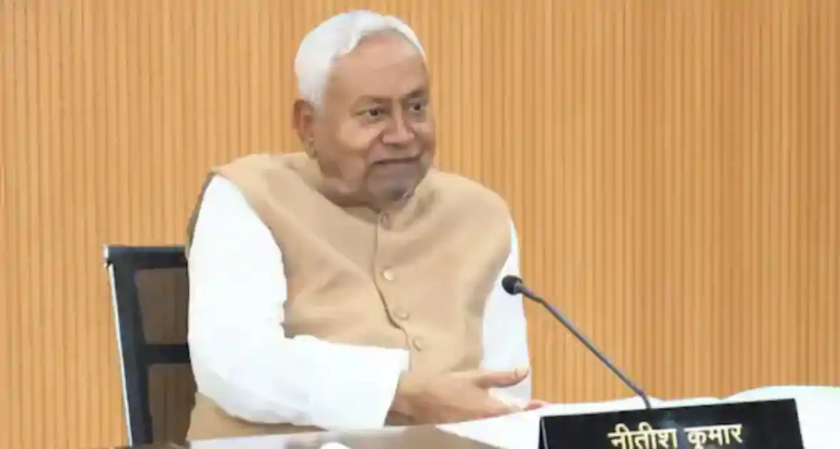 खाड़ी देशों में फंसे बिहारियों के लिए नीतीश सरकार का बड़ा कदम, 24 घंटे काम करेगी टीम