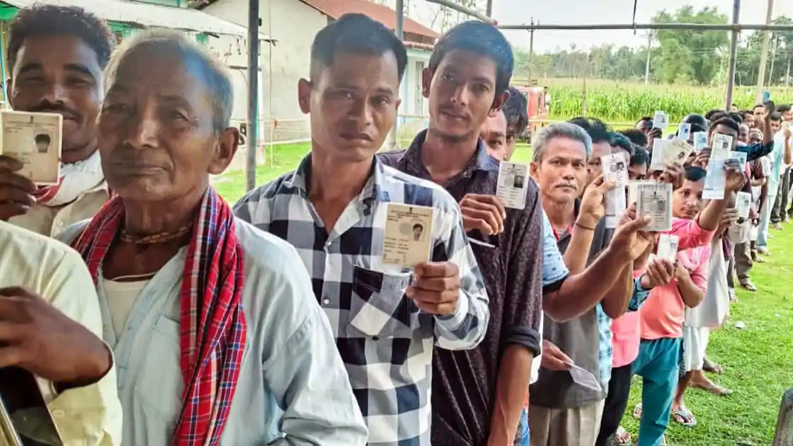 बंगाल चुनाव : दक्षिण 24 परगना में 15 बूथों पर पुनर्मतदान, कड़ी सुरक्षा के बीच शाम 6 बजे तक होगी वोटिंग
