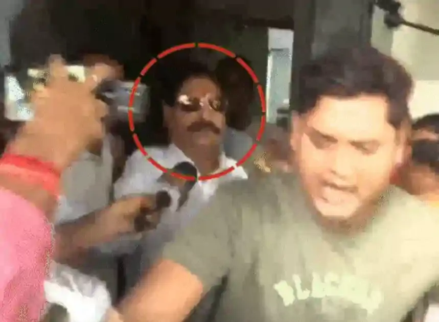 अनंत सिंह को 14 दिनों की जेल, आधी रात घर से हुई गिरफ्तारी