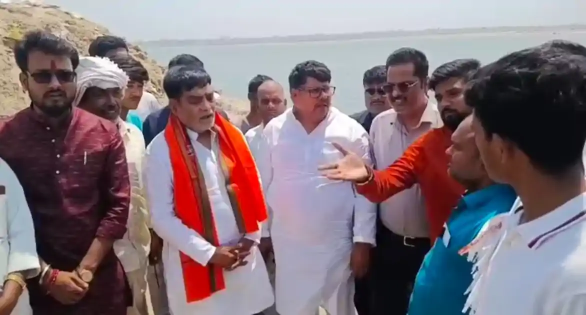 दानापुर दियारा के पीपा पुल पर जाम से लोग बेहाल, मंत्री रामकृपाल यादव ने किया ग्राउंड विजिट