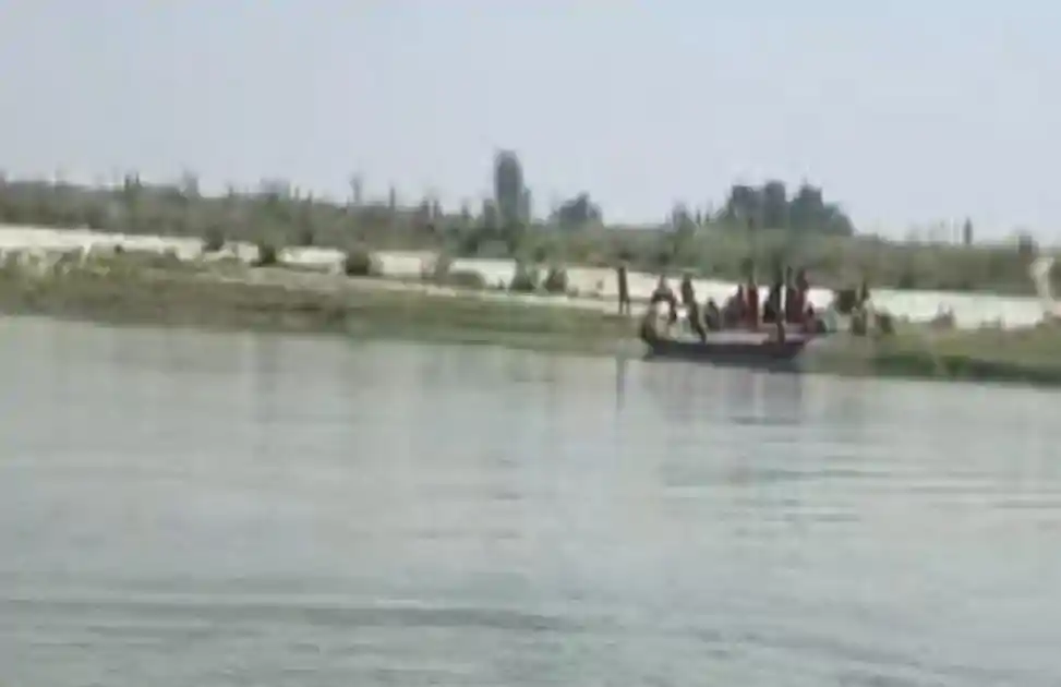 बागमती : शिवहर नदी में पलटी 25 महिलाओं से भरी नाव, बचाव कार्य जारी 