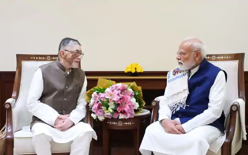 झारखंड के समसामयिक मुद्दों पर PM से राज्यपाल गंगवार की अहम बातचीत झारखंड के समसामयिक मुद्दों पर PM से राज्यपाल गंगवार की अहम बातचीत