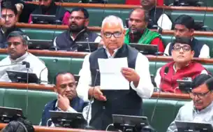 NEET छात्रा की मौत पर सदन में हंगामा, स्पीकर प्रेम कुमार ने दिया सरकार की कार्रवाई का हवाला