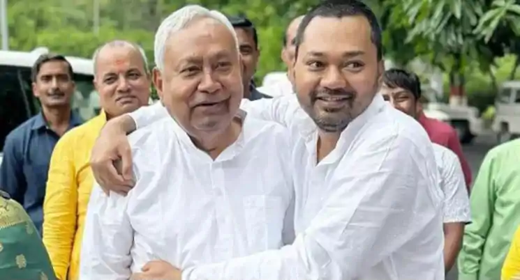 CM नीतीश के बेटे को राजनीति में लाने की मांग तेज: JDU विधायक बोले- निशांत युवा हैं, इंजीनियर हैं और उनके पास विजन है
