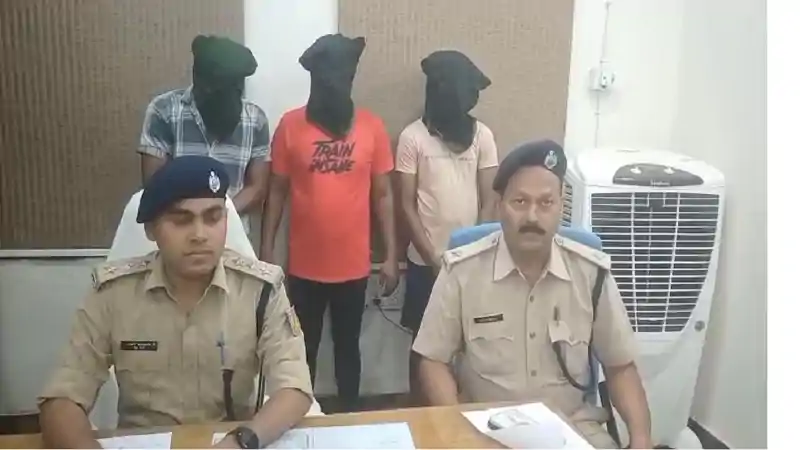 साइबर अपराध का गढ़ जामताड़ा में साइबर ठगों पर पुलिस का बड़ा एक्शन, रंगे हाथ ठगी करते किया गिरफ्तार