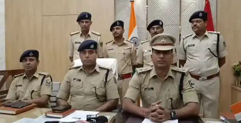 अनकंडीशनल रिलेशन का खौफनाक अंजाम, बिल्डर हत्याकांड का खुलासा अनकंडीशनल रिलेशन का खौफनाक अंजाम, बिल्डर हत्याकांड का खुलासा