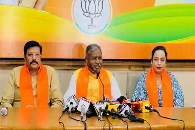 बाबूलाल मरांडी ने हेमंत सरकार पर बोला जोरदार हमला, विशेष सत्र बुलाने की कर दी मांग 