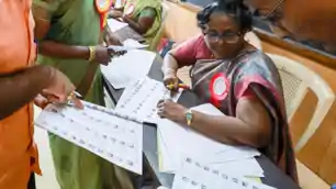 9 राज्यों और 3 केंद्रशासित प्रदेशों में कल से मतदाता सूची का विशेष पुनरीक्षण शुरू, इस दिन जारी होगी अंतिम सूची