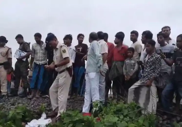 वंदे भारत की चपेट में आने से 4 की मौत, पूर्णिया में ट्रैक पार कर रहे थे