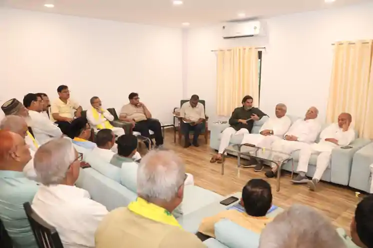 प्रशांत किशोर 11 अक्टूबर से पार्टी के लिए क्राउड फंडिंग द्वारा धन इकठ्ठा करने के कार्यक्रम की शुरुआत करेंगे