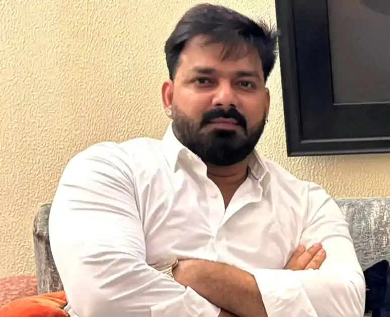 मेरे लिए इंसानियत मायने रखती है, प्रणाम करना मेरा संस्कार है ना कि झुकना: पवन सिंह