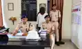 पुलिस की नशे के खिलाफ कार्रवाई, बर्तन की दुकाव व गोदाम में छापेमारी, गांजा बरामद