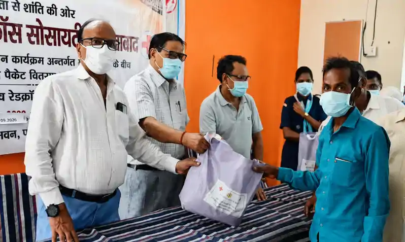 टीबी मरीजों के बीच पोषणयुक्त खाद्य पैकेट का वितरण, छह माह तक चिन्हित मरीजों को उपलब्ध कराई जाएगी पोषण सामग्री टीबी मरीजों के बीच पोषणयुक्त खाद्य पैकेट का वितरण, छह माह तक चिन्हित मरीजों को उपलब्ध कराई जाएगी पोषण सामग्री