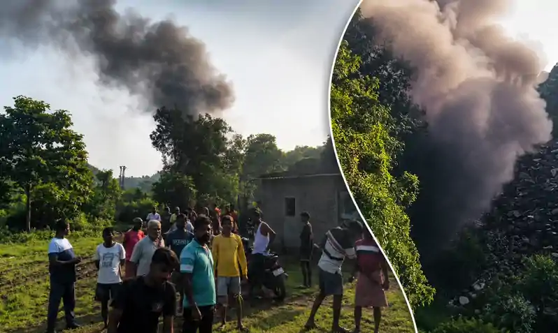 बड़ी खबर: धमाके के साथ धंसी जमीन, भू-धंसान से मचा हड़कंप, मुख्य सड़क पर भी मंडराया खतरा बड़ी खबर: धमाके के साथ धंसी जमीन, भू-धंसान से मचा हड़कंप, मुख्य सड़क पर भी मंडराया खतरा