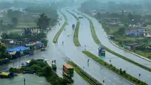 झारखंड में बदला मौसम का मिजाज, अगले पांच दिनों तक बारिश और तेज हवाओं का अलर्ट जारी 