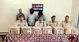 टोटो से भारी मात्रा में अवैध शराब बरामद, लायी जा रही थी बिहार, 5 तस्कर गिरफ्तार