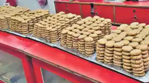 देवघर श्रावणी मेले में पेड़ों में भारी मिलावट, जांच में हुआ खुलासा 