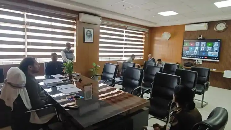 गढ़वा में अवैध खनन पर प्रशासन सख्त, डीसी दिनेश यादव ने टास्क फोर्स को दिये कड़े निर्देश