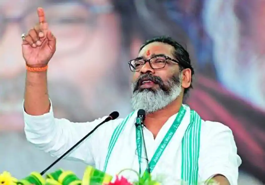 धनबाद में JMM स्थापना दिवस समारोह, मंच से उठी दिशोम गुरु को भारत रत्न देने की मांग