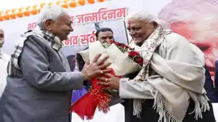 शकुनी चौधरी के जन्मदिन पर बेटे सम्राट को मिला नीतीश का आशीर्वाद, बोले- आपका बेटा सम्राट बहुत आगे जाएगा, अच्छा काम कर रहा 