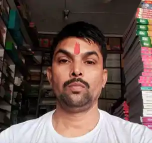 मंदिर में घुसकर प्रॉपर्टी डीलर को मारी गोली, मौत
