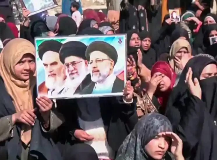 इजराइल-ईरान जंग, पाकिस्तान में 34 प्रदर्शनकारियों की मौत, 1117 इंटरनेशनल फ्लाइट्स रद्द