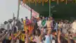 तेजस्वी की मौजूदगी में पूर्व विधायक अशोक सिंह ने हजारों समर्थकों के साथ थामा RJD का दामन-In the presence of Tejashwi, former MLA Ashok Singh joined the RJD along with thousands of supporters तेजस्वी की मौजूदगी में पूर्व विधायक अशोक सिंह ने हजारों समर्थकों के साथ थामा RJD का दामन-In the presence of Tejashwi, former MLA Ashok Singh joined the RJD along with thousands of supporters