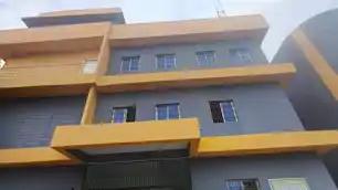 8 करोड़ की इमारत, मरहम लगाने वाला एक ड्रेसर तक नहीं, भोरे सामुदायिक स्वास्थ्य केंद्र राम भरोसे