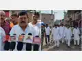 जाफरगंज में रातों-रात बढ़ा पानी, पुल डूबने से आवागमन प्रभावित, सांसद ने लिया स्थिति का जायजा