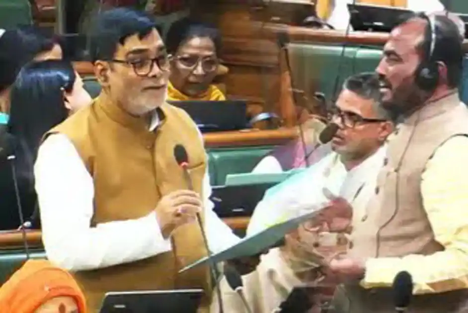 बिहार विधानसभा में सत्ता पक्ष आमने-सामने, किसानों के मुद्दे पर जेडीयू विधायक श्याम रजक ने कृषि मंत्री रामकृपाल यादव को घेरा