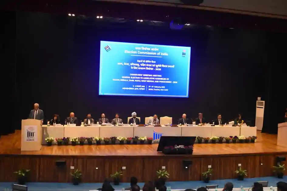 दिल्ली: पांच राज्यों के चुनाव से पहले ECI की बड़ी तैयारी, 1,444 केंद्रीय पर्यवेक्षकों को दी गई विशेष ट्रेनिंग 