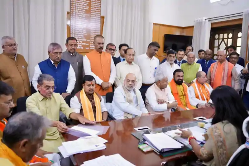 भाजपा के राष्ट्रीय अध्यक्ष नितिन नवीन, सीएम नीतीश कुमार सहित एनडीए के सभी पांच उम्मीदवारों ने राज्यसभा चुनाव के लिए नामांकन भरा Nitin Naveen