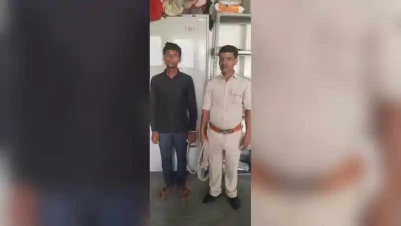 अवैध शराब कारोबार के खिलाफ बड़ी कार्रवाई, शराब के साथ आरोपी गिरफ्तार अवैध शराब कारोबार के खिलाफ बड़ी कार्रवाई, शराब के साथ आरोपी गिरफ्तार