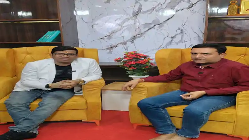 बोरा चट्टी के स्कूल से ब्रिटिश पार्लियामेंट तक का सफर, राजमिस्त्री के बेटे ने रच दिया इतिहास