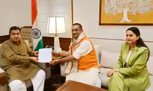 नितिन गडकरी से मिले पथ निर्माण मंत्री कुमार शैलेंद्र, राज्य के सड़क निर्माण की विषयों को रखा नितिन गडकरी से मिले पथ निर्माण मंत्री कुमार शैलेंद्र, राज्य के सड़क निर्माण की विषयों को रखा