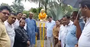 डॉ. श्यामा प्रसाद मुखर्जी की 125वीं जयंती पर भाजपा नेताओं, कार्यकर्ताओं ने दी श्रद्धांजलि